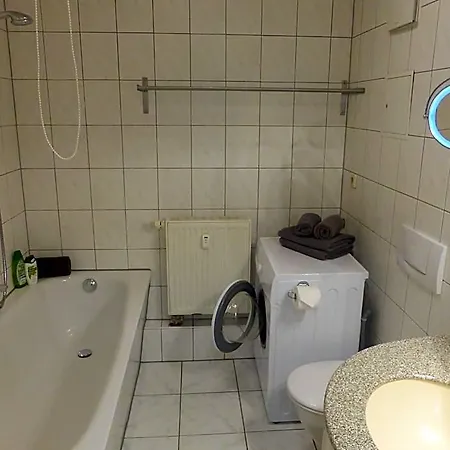 Schiller, 2 Schlafzimmer, Free Wifi 4* Jena